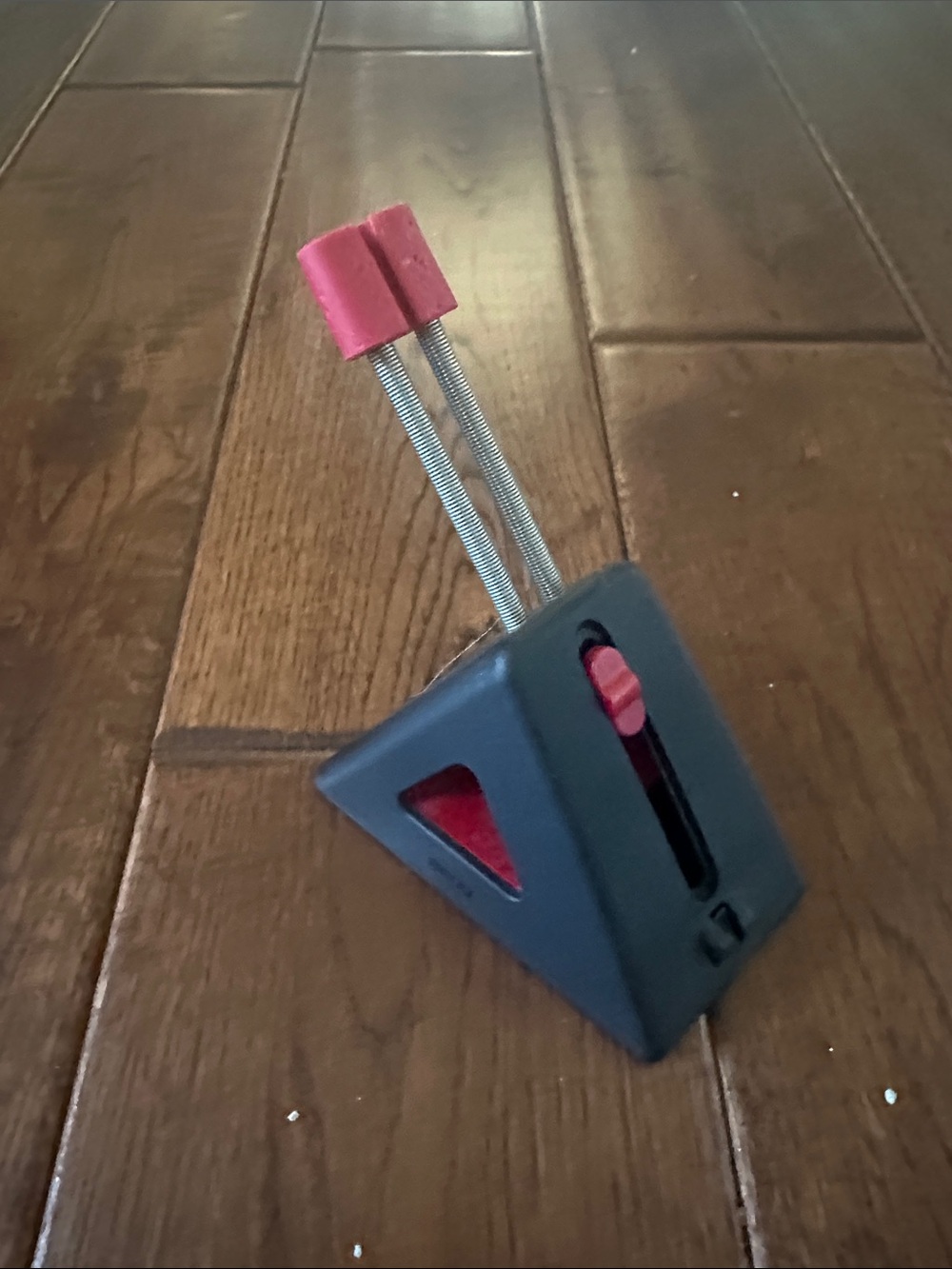 Mouse Cable Management device